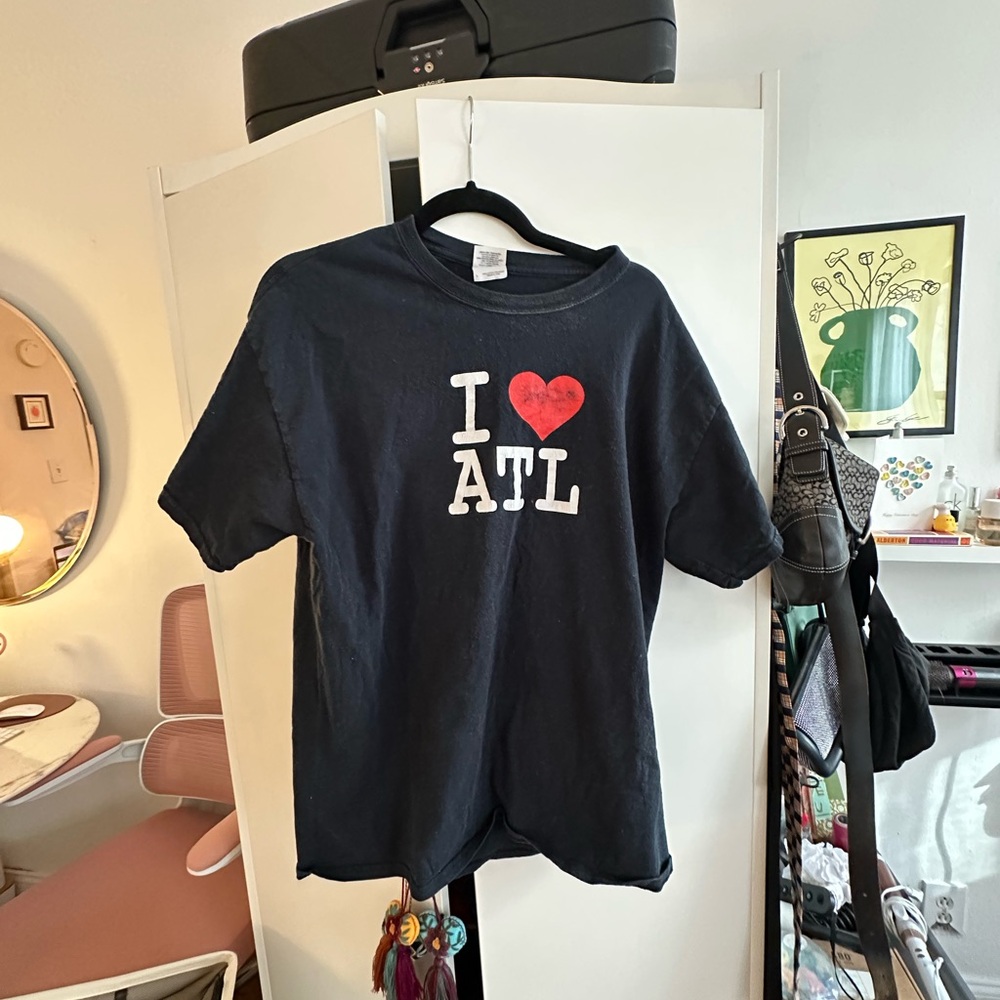 Vintage Black 'I Love ATL' T-Shirt